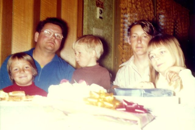 Manon, Jean, Denis, Richard et Johanne Léveillé en mai1973